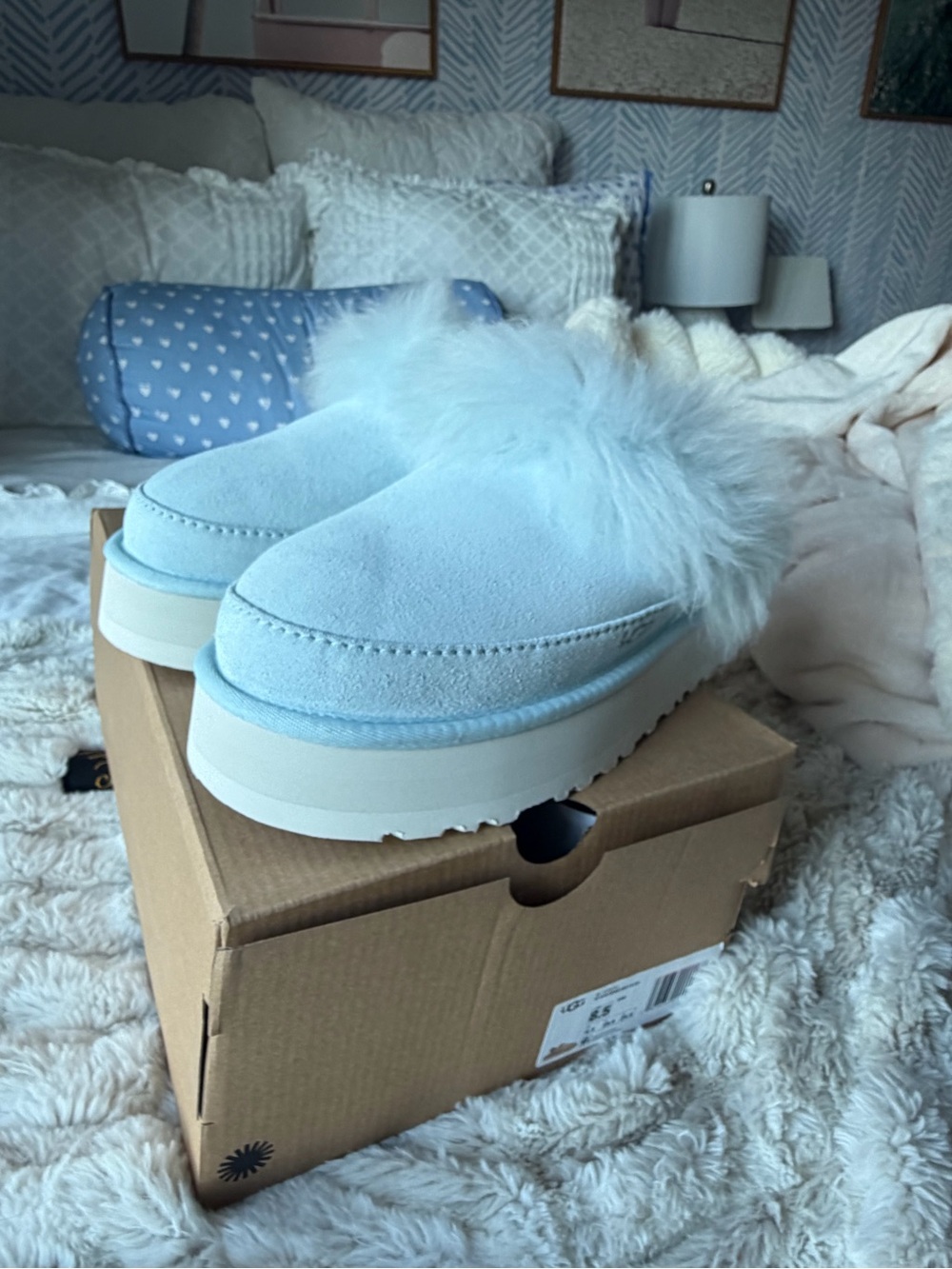 Ugg Disquette Chalet Slippers